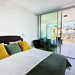 Stunning 3 Bed *