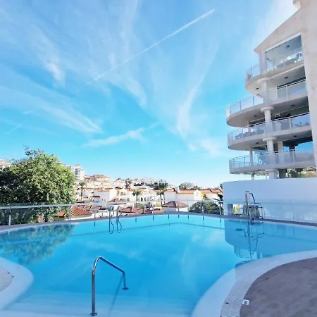 Stunning 3 Bed Apartamento Benalmádena