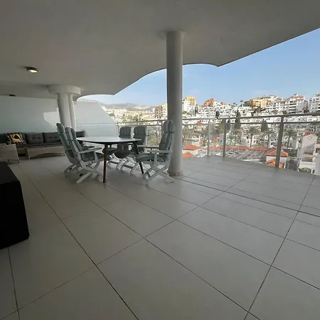Apartment Stunning 3 Bed Benalmadena