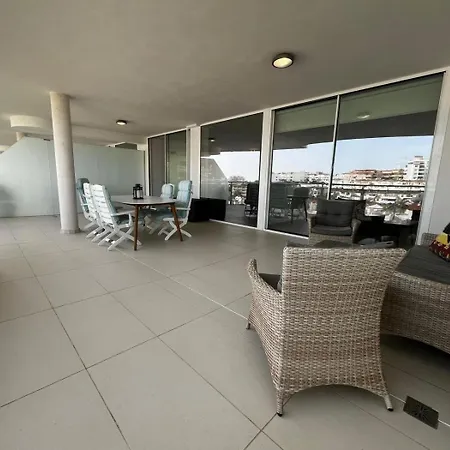 Stunning 3 Bed *
