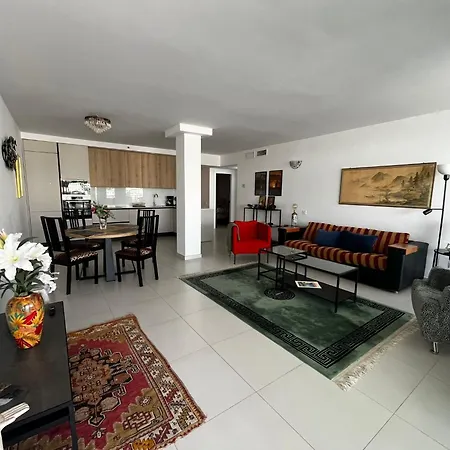 Stunning 3 Bed Апартаменты Бенальмадена