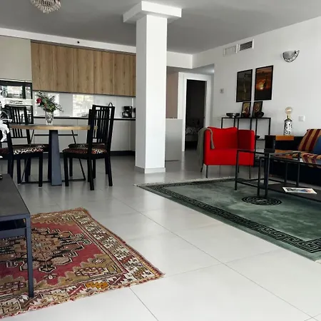 Stunning 3 Bed * بينالماذينا